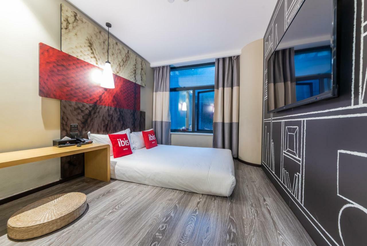 Ibis Chongqing Jiefangbei Pedestrian Street Hotel Экстерьер фото